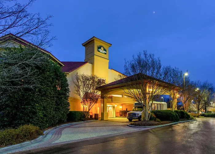 Cheap hotels La Quinta By Wyndham Raleigh Durham Intl Ap