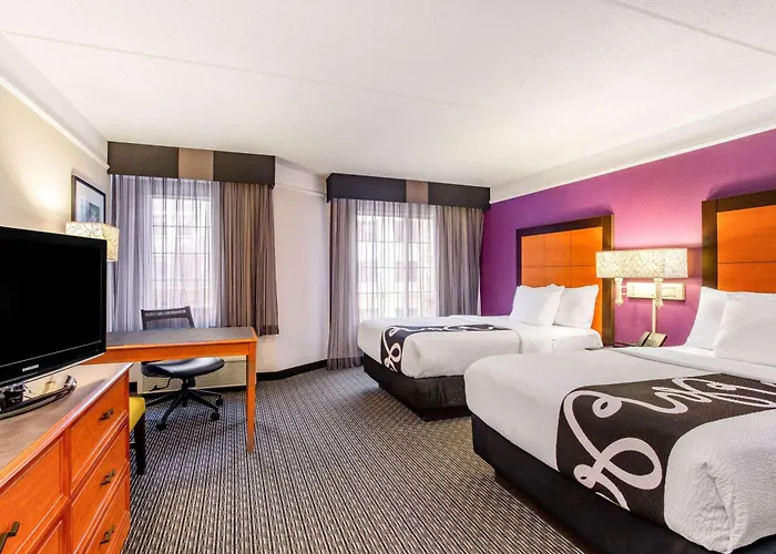 Cheap hotels La Quinta By Wyndham Raleigh Durham Intl Ap