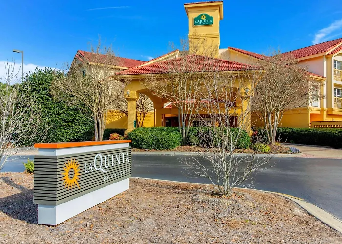 Cheap hotels La Quinta By Wyndham Raleigh Durham Intl Ap